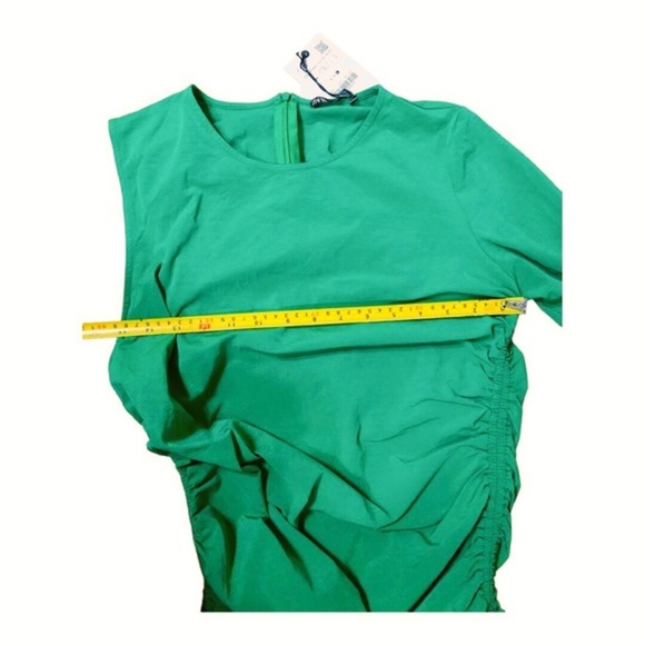Zara emerald green asymmetrical side shirred ruching open back dress. Size large - Picture 7 of 12